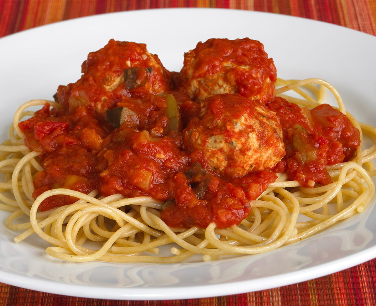 Whole Wheat Spaghetti with Marinara and Turkey Meatballs