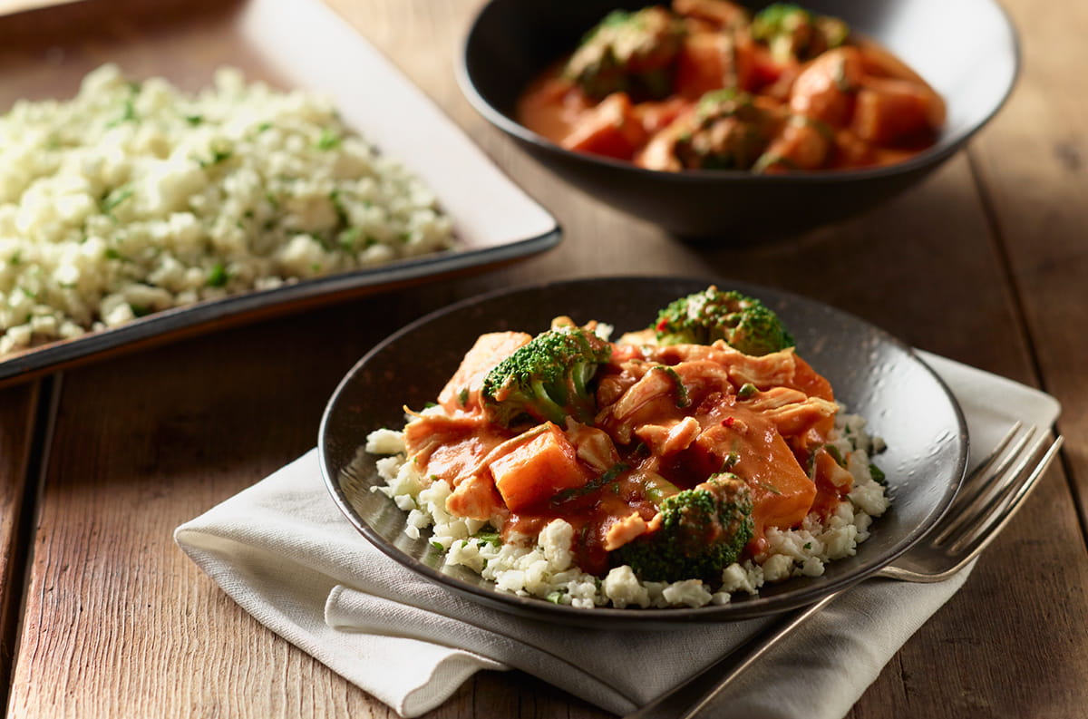 slow cooker panning curry with chicken cauliflower rice