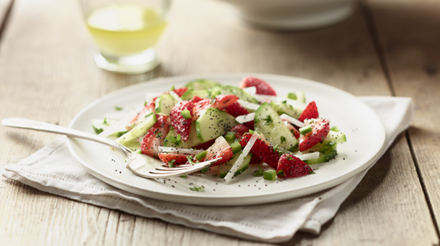 Strawberry Jicama Cucumber Salad