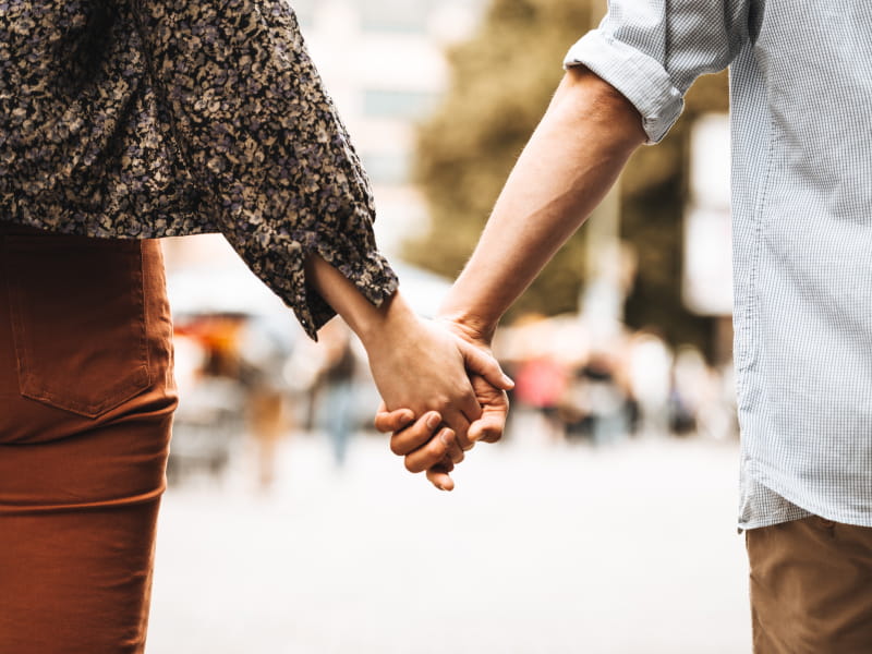 Want a healthier Valentine's Day? More hugs and kisses | American Stroke  Association