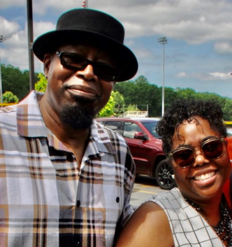 Kyme Holman-Williamson con su hermano Eddie Holman, quien murió en enero. (Foto cortesía de Kyme Holman-Williamson)