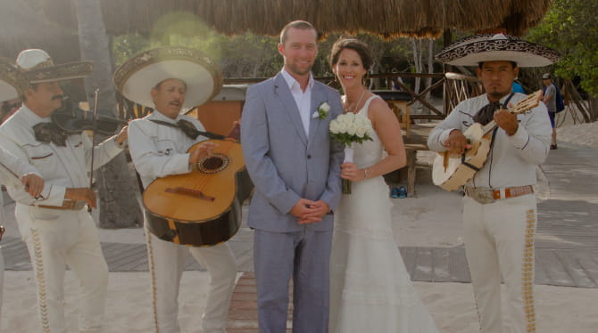 Sara and Court Hoffman on their wedding day in Mexico, just days after her heart attack. (Photo courtesy of Sara Hoffman)