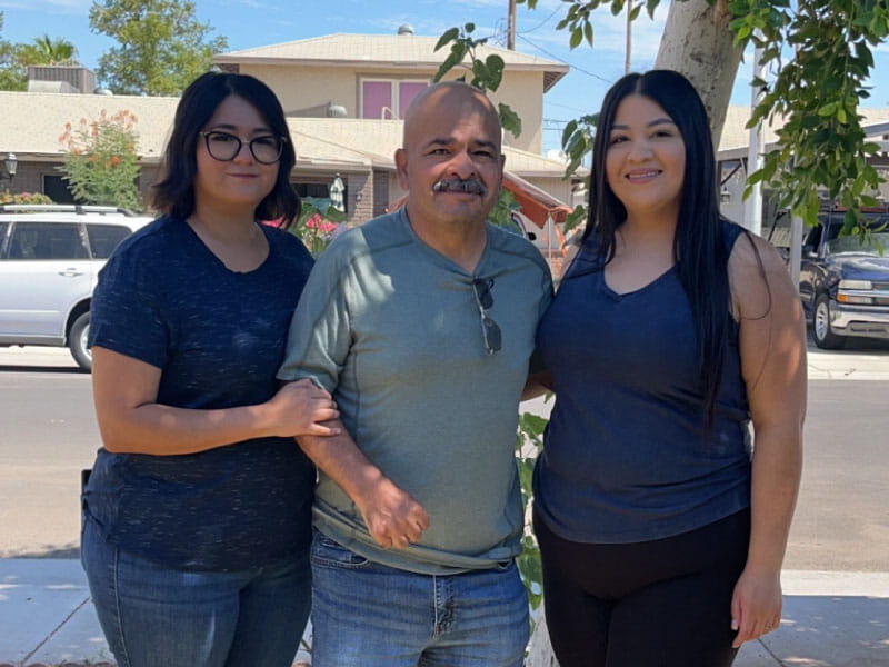 Stroke survivor Jose Rosales Campos (center) with two of his daughters, Alejandra (left) and Adriana. (Photo courtesy of Alejandra Rosales Murillo)