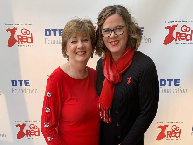 Kelly Sosnowski (right) and her mother, Susan Hodgins, at an AHA Go Red for Women event in 2020. (Photo courtesy of Kelly Sosnowski)