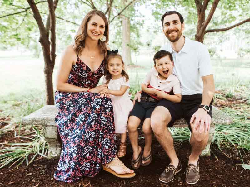Heart failure survivor Jessica Grib with her family, from left: Jessica, daughter Amelia, son Noah and husband Kevin Grib. (Photo by Heather Wellmeier Photography)